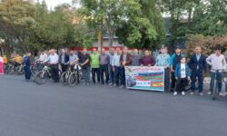 دوچرخه سواران گوگانی در آخرین سه شنبه تابستان با حس و حال صبح پاییزی پا به رکاب شدند