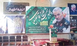 آمادهسازی و فضاسازی محل برگزاری مراسم چهارمین سالگرد شهادت سردار سلیمانی در گوگان
