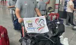 کوهنورد گوگانی در راه صعود به قله لنین قرقیزستان