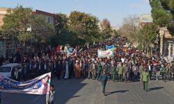 راهپیمایی ۱۳ آبان در منطقه گوگان برگزار شد