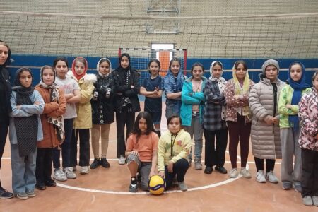 والیبال بانوان در گوگان به حمایت مالی و زیرساخت‌های مناسب نیاز دارد