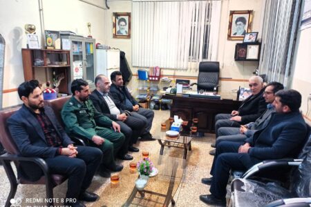 دیدار صمیمی شهردار و اعضای شورای اسلامی شهر گوگان با فرمانده حوزه نصر به مناسبت روز پاسدار