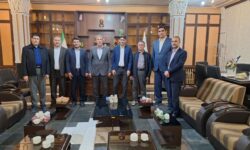 دیدار جمعی از رؤسای ادارات شهرستان آذرشهر با فرماندار شهرستان ملکان