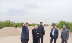 بازدید مسئولان از پروژه لولهگذاری آب شرب خیابان شهید بهمن غفاری گوگان