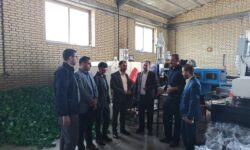 قدردانی مسئولان از عملکرد شرکت الکتروپلاست مهر گوگان در بازدید به مناسبت هفته کار و کارگر