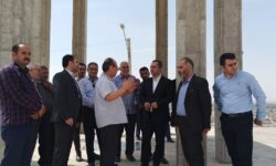 درخواست احداث چمن مصنوعی و سالن ۲۰۰۰ نفری در گوگان از معاون وزیر ورزش و جوانان