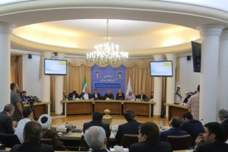 بانک مرکزی برای بازگرداندن آرامش به بازار ارز برنامه دارد